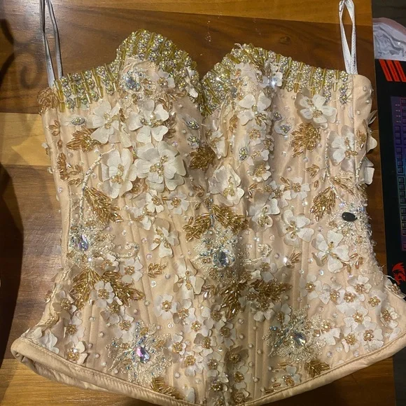 Elegant Pink Ball Gown - Picture 5 of 11